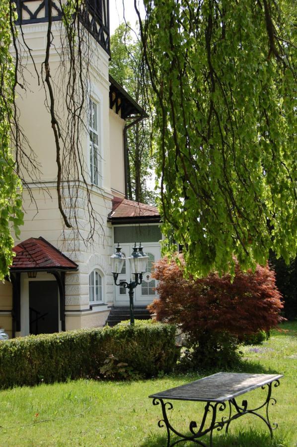 Gloegglhof Bed & Breakfast Trofaiach Exterior foto
